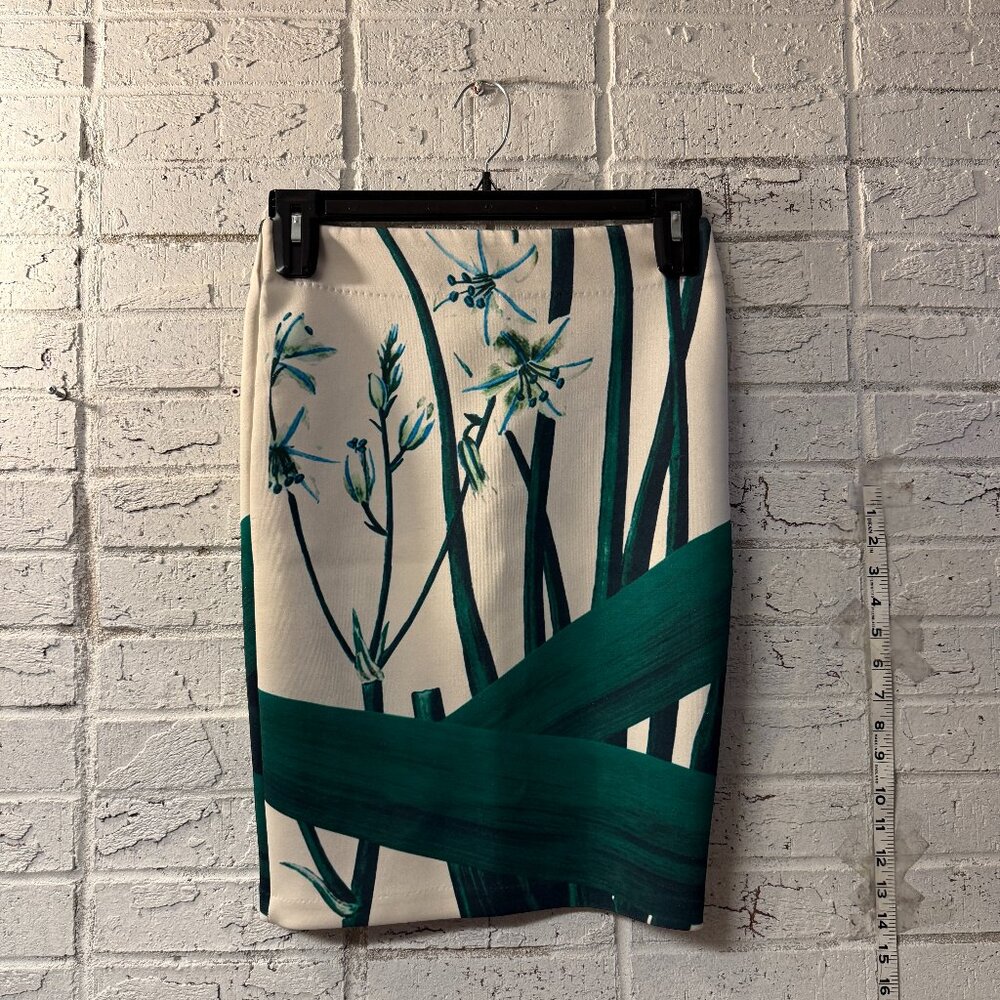 Beulah Style Pencil Skirt Small White Green Floral Botanical Print